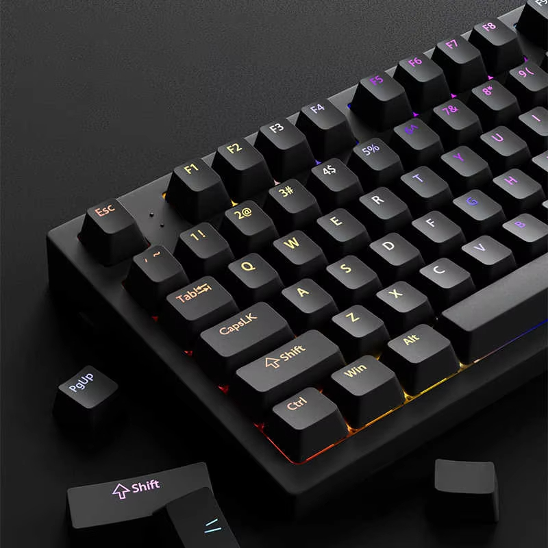 Gaming Accessories Aesthetic - 130+ Tasten Schwarze Custom Double-Shot Durchscheinende