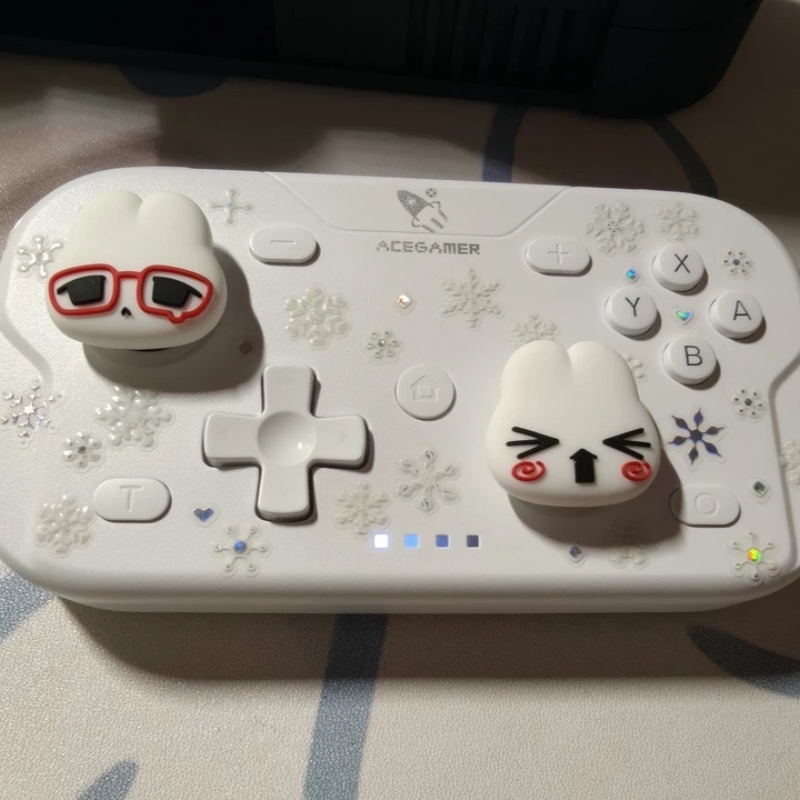 Niedlicher Cartoon-Retro-Brill – Gaming Accessories In China Bewertung und Preis